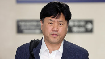 검찰 '김용 알리바이' 증인 압수수색…김용 측 