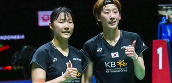배드민턴 안세영, 3주 연속 우승 좌절…4강서 천위페이에 패