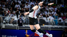 한국 여자배구, 중국에 완패…3세트 잡아 셧아웃 패배는 모면