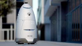 뉴욕 타임스스퀘어 지하철역에 'R2-D2'형 경찰 로봇 배치