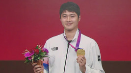 또 '펜싱 결승 맞대결'…이번엔 오상욱 금메달