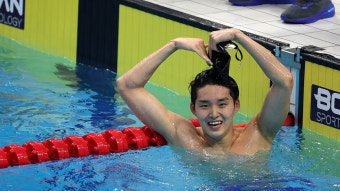 김우민, 자유형 400ｍ 1위로 결승 진출…3관왕 향해 전진