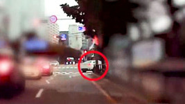 범퍼가 왜 저렇지?…음주 뺑소니 잡은 경찰 눈썰미
