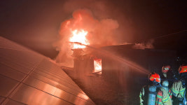 제천 태양광발전소 화재…다친사람 없어