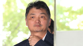 카카오 김범수, SM 인수 과정 시세조종 의혹 구속심사 법원 출석