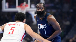 NBA 털보 슈터 하든, 클리퍼스 이적 6경기 만에 데뷔승
