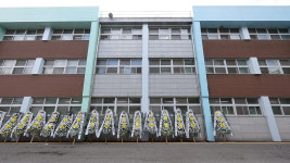 기간제 교사 사망 조사했더니…학부모 협박 · 폭언 사실이었다