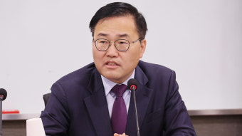 홍석준 