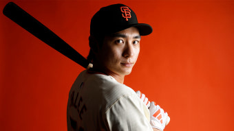 이정후, MLB 시범경기 데뷔전부터 안타 폭발