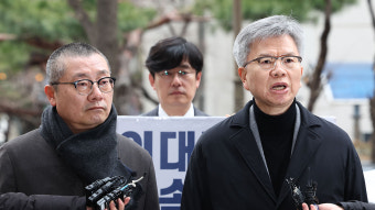 의협 비대위원장 경찰 출석…