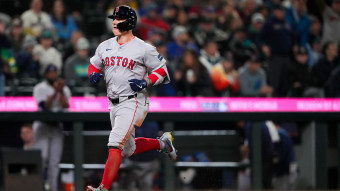 MLB 보스턴 오닐, 5년 연속 개막전 홈런 신기록