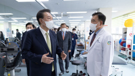 윤 대통령 지역 종합병원 직접 다니며 정부가 할 일 배우겠다