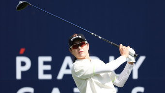 이정민, KLPGA 챔피언십 3R 단독 선두…'홀인원'까지