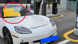 [Pick] 딱지 떼기 전까지 안 비켜…주차장 입구 길막 입주민, 처벌은?