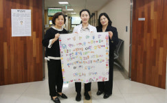 [포착] 의사선생님, 닮고 싶어요…유치원생 52명이 감사장 보낸 이유