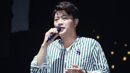 김호중, 열흘 만에 음주운전 시인…크게 후회하고 반성