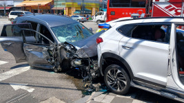 인천서 연쇄 교통사고로 차량 9대 파손…8명 부상