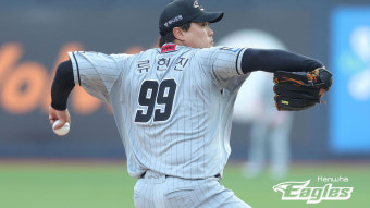 류현진 6이닝 호투에 노시환 쐐기포…김경문의 한화, 3연승 질주