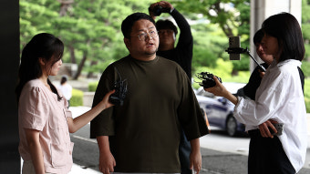 유튜브, '쯔양 협박 의혹' 구제역 · 카라큘라·전국진 '수익 중지'