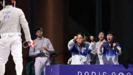 [올림픽] 펜싱 남자 사브르, 올림픽 단체전 3연패…오상욱 한국 첫 2관왕