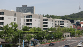 용산구 나인원한남 220억 원에 매매…공동주택 역대 최고가
