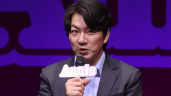 송일국, 뮤지컬 애니로 강렬한 존재감 발휘하여 성공적인 공연 마무리