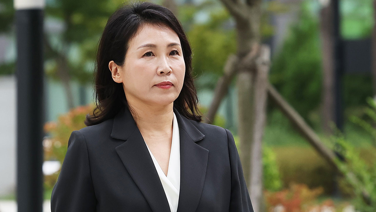 이재명 배우자 김혜경, 검찰 기소유예에 불복하고 헌법소원 제기법인카드 사적 사용 논란