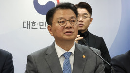 '지하 3층까지 전기차 충전기 설치 허용' 규정 유지하기로
