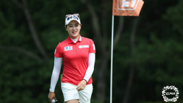 지한솔·문정민, 대보 하우스디 오픈 2R 공동 선두