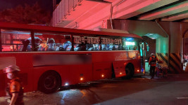 대전서 음주운전 승합차가 시내버스와 충돌…28명 병원 이송