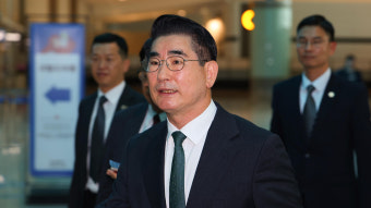 '구속 심사 포기' 김용현 영장심사 시작…검찰만 출석