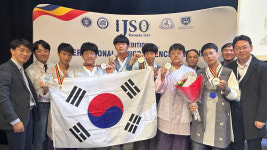 한국, 국제중등과학올림피아드에서 금5·은1…전원 메달
