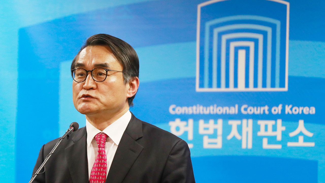 윤 대통령 탄핵심판, 증인 출석으로 5차 변론 진행 - 100글자