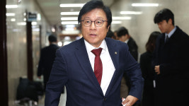 여당 야당, 헌재에 윤 선고기일 지침 하달…독재적 발상