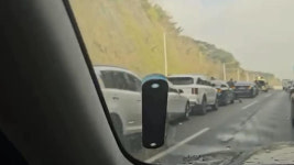 진주 고속도로서 쾅쾅…승용차 7중 추돌에 도로 정체