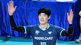 남자배구 우리카드, 미들블로커 박준혁과 FA 계약