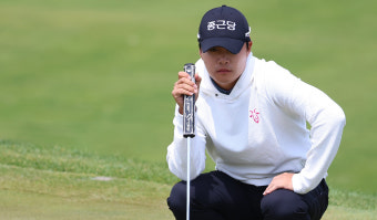 김민규, LIV 골프 코리아 첫날 공동 9위…선두와 4타 차이