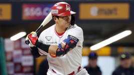 프로야구 SSG, 3연승 거두고 3위 수성…KIA는 4연패 수렁