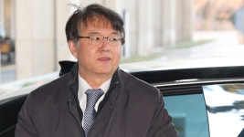 검경 합수본, '이만희 경호원' 전 신천지 간부 참고인 소환