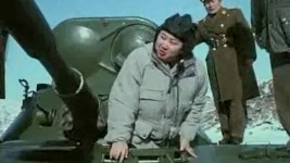 총 쏘고 탱크 모는 김주애…김정은 후계자 내정 시절 비교하니 [취재파일]