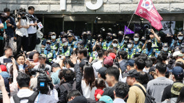 '봉쇄 해제' 잠실 투표소·개표소 부상자 현재까지 6명…모두 경상