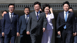 이 대통령, 프랑스로 출발…'뤼미에르 서밋' 공동 의장