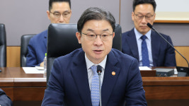 이억원 