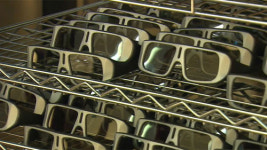 영화관 ‘3D 안경’ 끼워팔기일까? 서비스일까?…공정위 조사