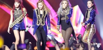 ‘완전체 뭉친’ 투애니원, MAMA서 깜짝 공연