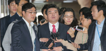 원유철 “김무성 대표 ‘공천안 보류’ 기자회견 최고위에 사과해야”