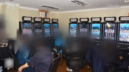오락실 ‘파파라치’…불법환전 ‘몰카’로 돈 뜯어