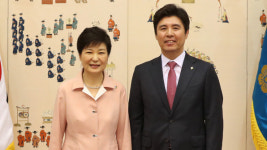 현대원 청와대 미래수석 “‘박근혜 홍보영상 제작지시’ 사실과 달라”
