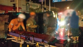 청소차-승용차 충돌 운전자 등 3명 부상