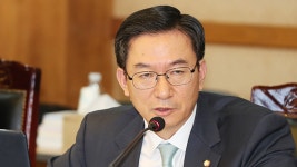 정성호 “검찰 토착비리 수사, 이전 정부보다 감소”